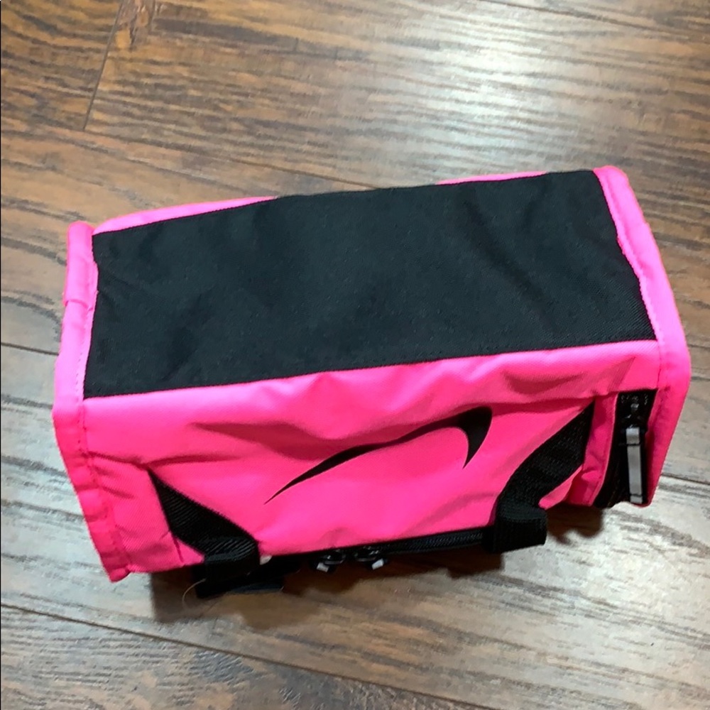 Nike Brasilia Fuel Pack - Picture 6 of 16
